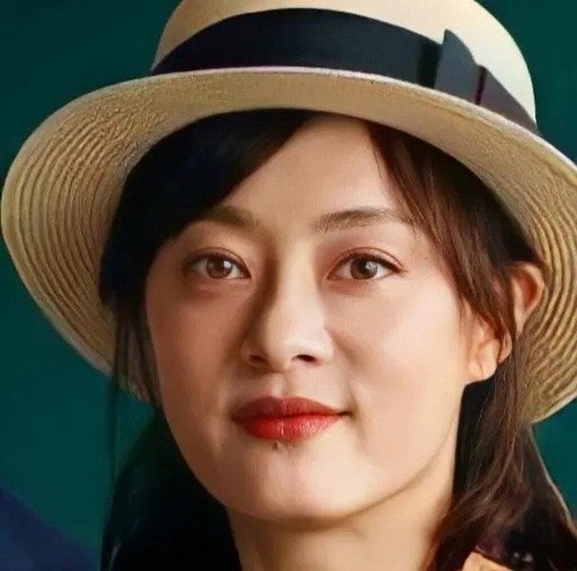 新澳门2025年开奖记录和孙俪唇下痣没了与孙俪嘴唇的痣